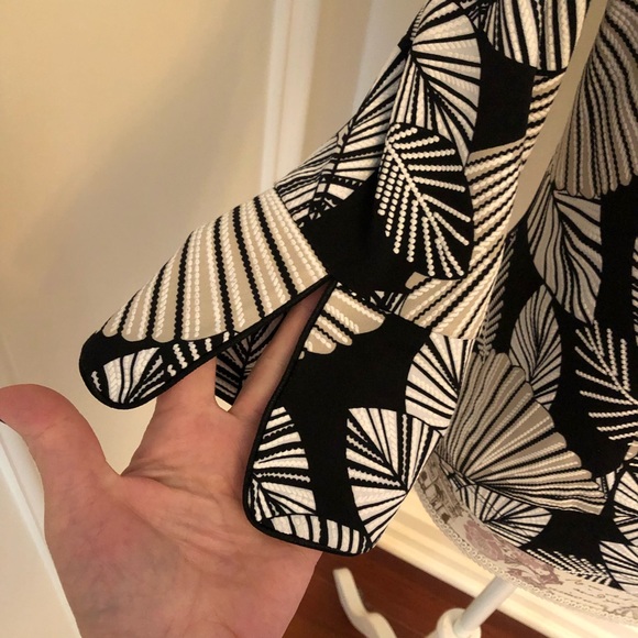 NWT Joseph Ribkoff jacket & tank set - Picture 10 of 15